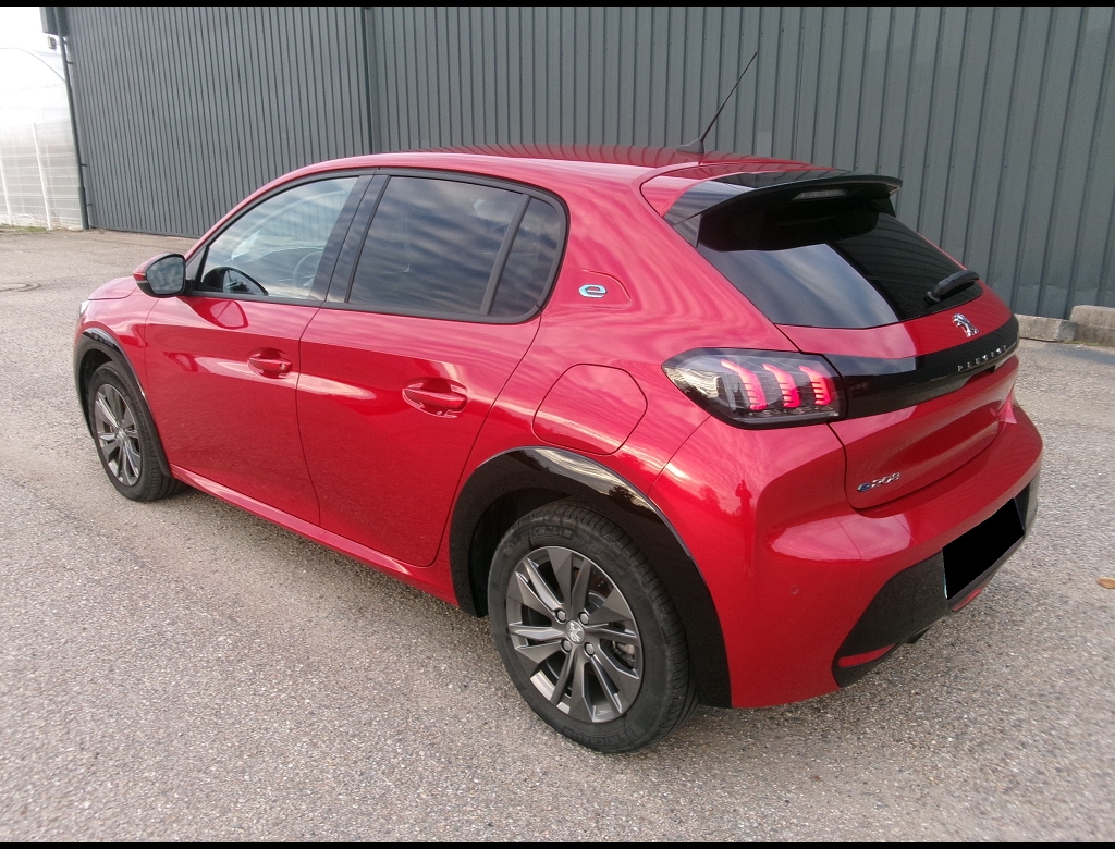 Peugeot 208 - ALLURE PACK