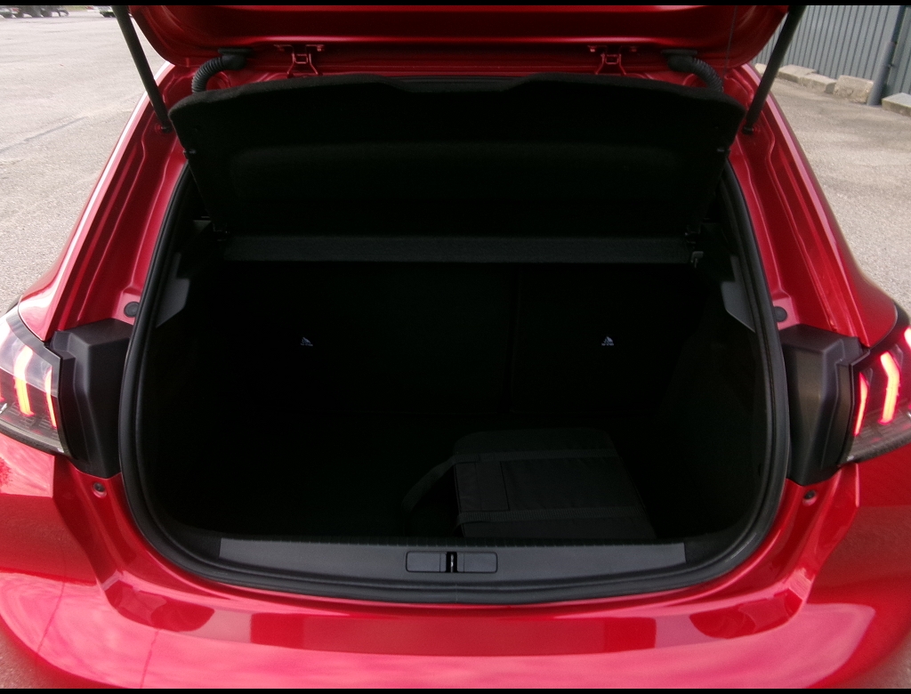 Peugeot 208 - ALLURE PACK