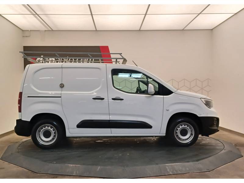 Opel Combo - (30) CARGO 1.5 100 CH S/S L1H1 BVM5 STANDARD PACK CLIM