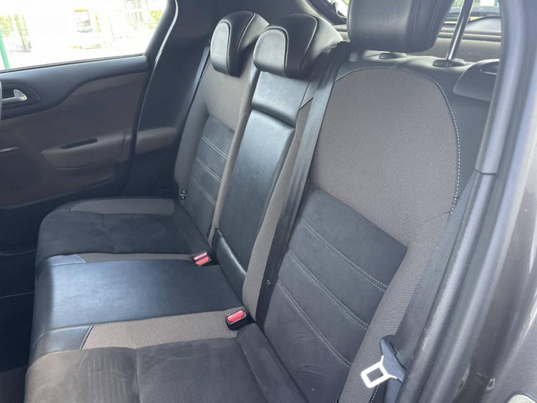 DS DS 4 - THP 165 S&amp;S EAT6 So Chic