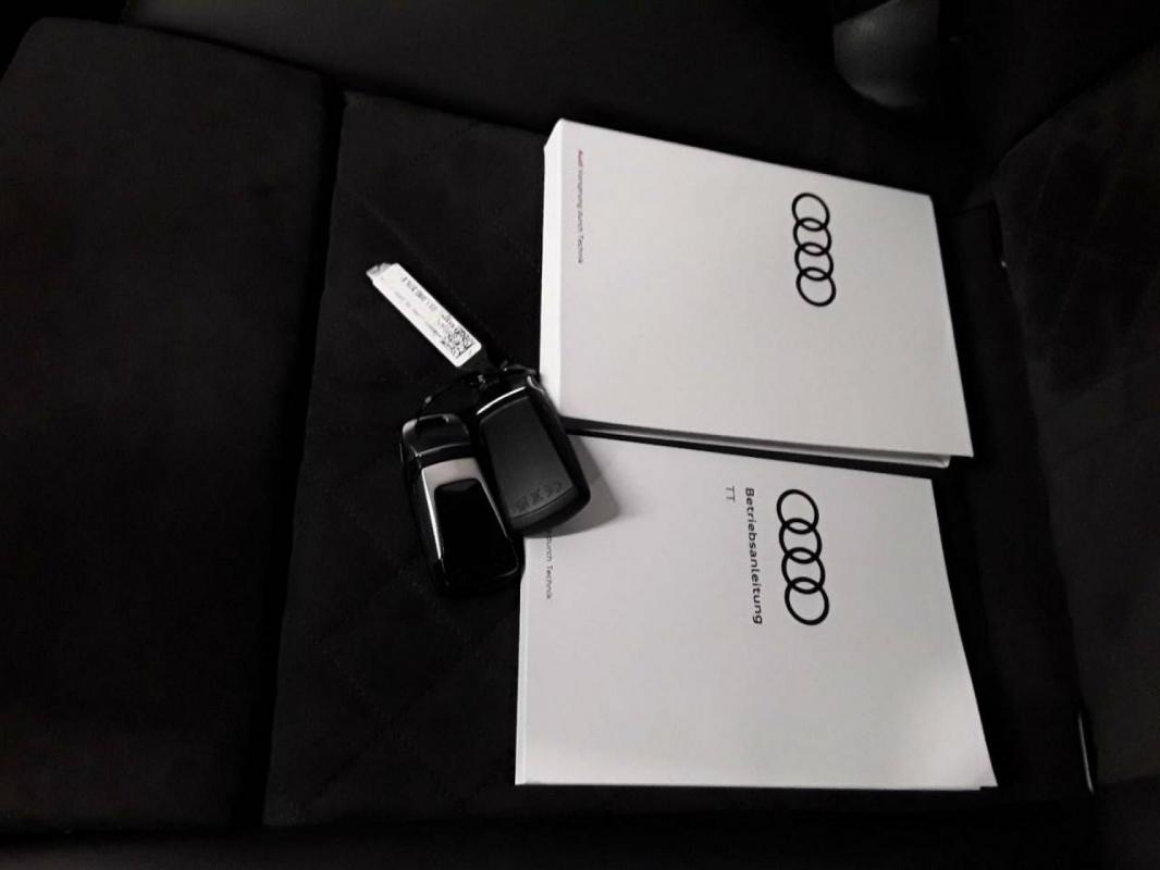 Audi TT - Roadster 2.0 45 TFSI - 245 BV S-tronic S-Line PHASE 2